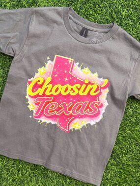 NWT Youth Choosin' Texas Tee